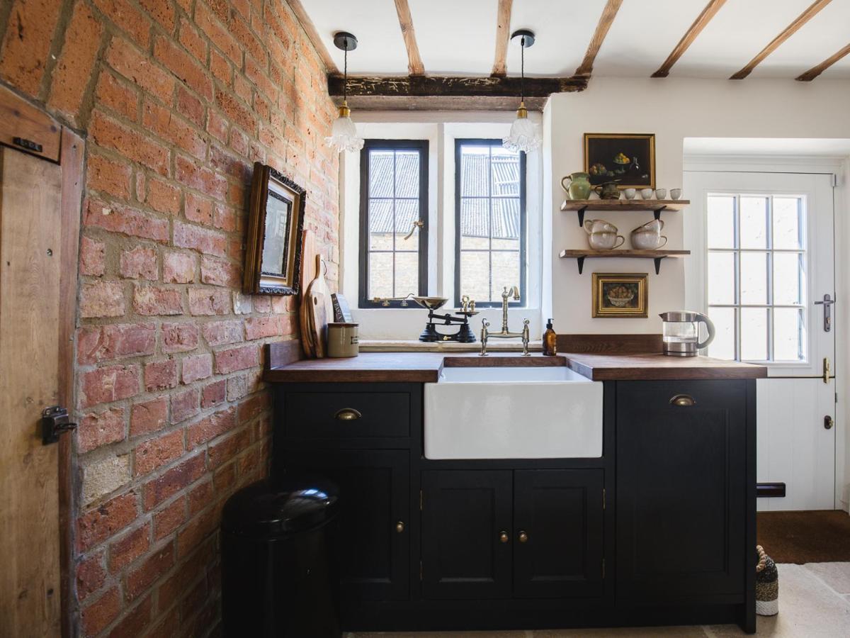 Little Oakley Cottage Sandford St Martin Buitenkant foto
