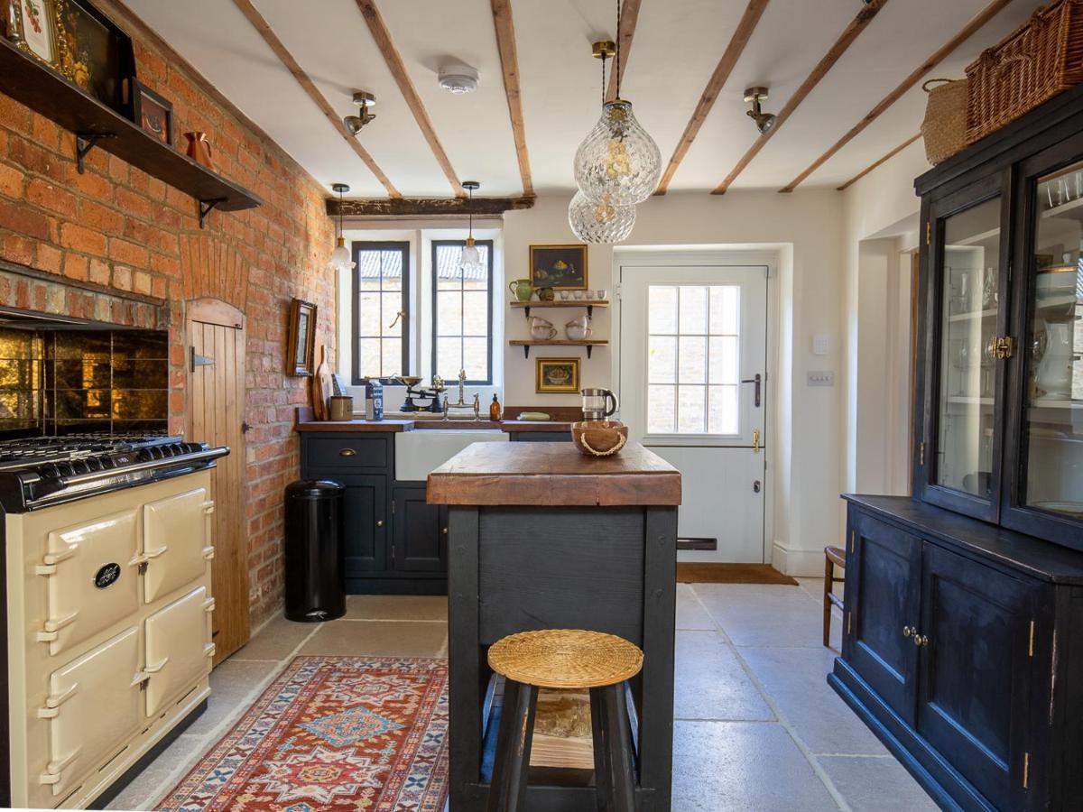 Little Oakley Cottage Sandford St Martin Buitenkant foto