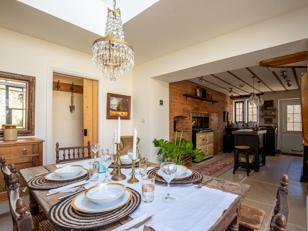 Little Oakley Cottage Sandford St Martin Buitenkant foto